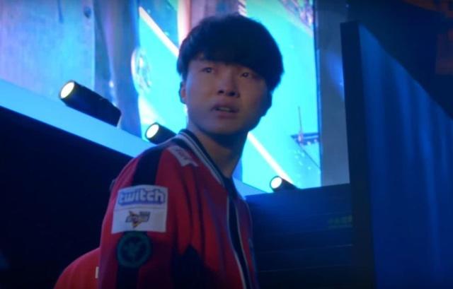 Crisp：第一局大龙团Daeny认为我们应该拿大龙 不应该去打人